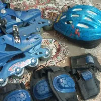 کفش اسکیت در حد نو با تمام وسایل