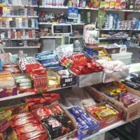 سوپر مارکت پسر خاله واقع در میدان کوهنورد