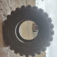 لاستیک‌ عقب‌بیل‌بکهو‌