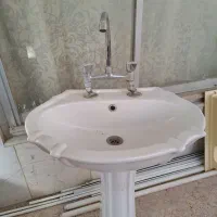 فروش روشویی همراه شیر آلات و آینه