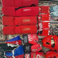 کیسه بوکس و دستکش بوکس و کلاه و زانو بند|تجهیزات ورزشی|تهران, چیتگر شمالی|دیوار