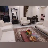 مبلمان چرم هفت نفره شیری رنگ