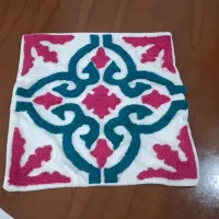 رو کوسنی پانچدوزی شده رنگ شاد|رختخواب، بالش، پتو|کرج, باغستان|دیوار