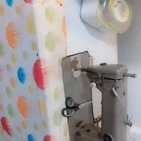 یک عدد چرخ خیاطی راسته دوز اصل ژاپن