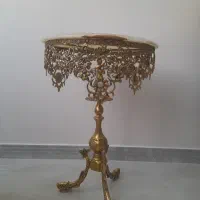 میز برنز درحد نو