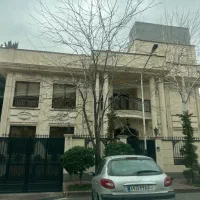 ۳۰۰ متر ویلایی / زرافشان / شهرک غرب|فروش خانه و ویلا|تهران, شهرک غرب|دیوار