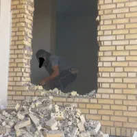 تخریب کامل خانه گچ و کاشی و سرامیک ..