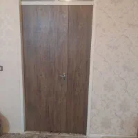 در اتاق و سالن