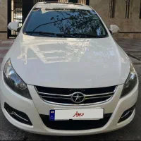 جک j5 اتومات مدل ۹۶ تمیز فنی و شاسی سالم بشرط|خودرو سواری و وانت|تهران, جنت‌آباد مرکزی|دیوار