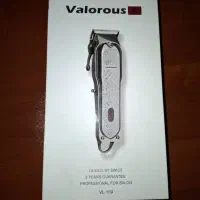 ماشین ریش تراش همراه با تخفیف|آرایشی، بهداشتی، درمانی|تهران, طیب|دیوار