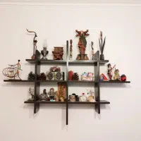 شلف دیواری سایز بزرگ بسیار نو  ۱/۷۰۰