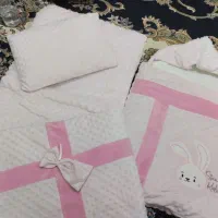 سرویس خواب وکیف نوزادی در حد نو اصلا استفاده نشده