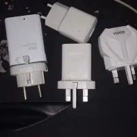 ۴ عدد شارژر سالم.|لوازم جانبی موبایل و تبلت|قم, میرزائیه|دیوار