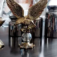 عقاب وقندان برنز اصل