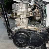 متور ۱۲۵پارکینگی تمیز تمیز انجین‌ تاره تعمیر|موتورسیکلت|لیکک, |دیوار