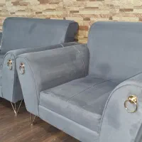 مبل راحتی هفت نفره سالم و تمیز طوسی