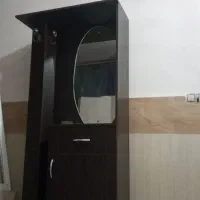 جاکفشی|جاکفشی، کمد، دراور|میانه, |دیوار