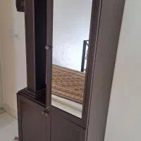 جاکفشی وجا لباسی