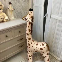 زرافه نونو