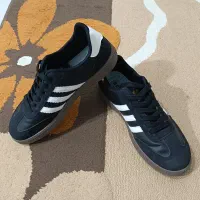 کتانی طرح آدیداس