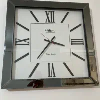 ساعت دیواری