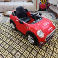 ماشین شارژی دو موتوره تمیز موزیکال فلش خور|اسباببازی بچه|مشهد, مشهدقلی|دیوار