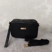 تنوع کیف های رودوشی|کیف، کفش، کمربند|قدس, شهر‌قدس|دیوار