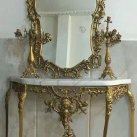 اینه و شمعدون برنجی