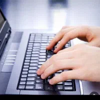 کار کردن با گوشی در خانه