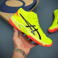 کفش والیبال دخترانه آسیکس مدل Asics Beyond FF|کیف، کفش، کمربند|اصفهان, علی قلی آقا|دیوار