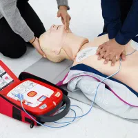 امدادگرحوادث(تزریقات)،داروخانه بامدرک  فنی حرفه ای