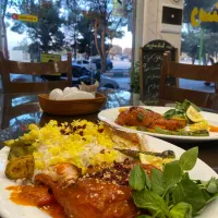 غذای کیهان با بهترین متریال و کیفیت