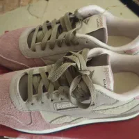 کتونی Reebok  زنانه سایز۴۱