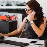 منشی کلینیک زیبایی (صادقیه)