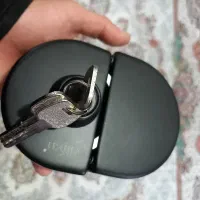 قفل کمریسکوریت شیشه مشکی سالم و نو نو