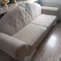 یک مبل ۳نفره به همراه میز تلوزیون ۳تیکه ام دی اف