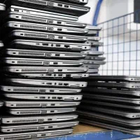 لپ تاپ  core i3 بدون تعمیر