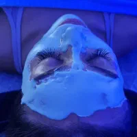 فیشال و پاکسازی صورت|خدمات آرایشگری و زیبایی|تهران, دریا|دیوار