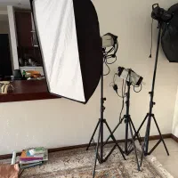 دو عدد نور فلاش با پایه