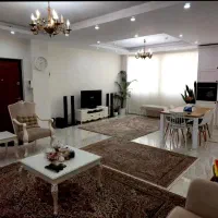 110متر /سالن پرده خور / مهتاب