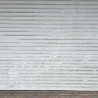 مغازه ۳۵ متر کف ۳۵ متر بالکن با  سرویس بر رشتیان