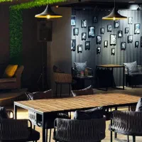 باربستا و ویتر و کمک باریستا مارلیک