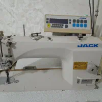 چرخ خیاطی ۱عدد با نخ هاب رنگی و ۴ عدد نیمکت