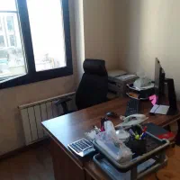 ۲نفر منشی خانم شرکت بازرگانی. صادراتی