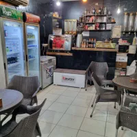 کلیه وسایل کافه یک جا داده می‌شود