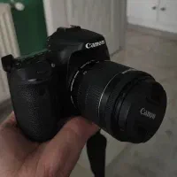 دوربین 70 d canon به همراه دوعدد لنز و کیف