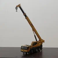 ماکت کامیون ارتشی و جرثقیل فروش با هم|اسباب‌‌بازی|تهران, علم و صنعت|دیوار