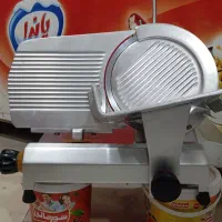 این دستگاه کالباس بر اومگا حرفه ای