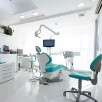 استخدام مسئول پذیرش خانم در کلینیک دندانپزشکی