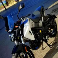 گلکسی na180 مدل 1403 تمیز